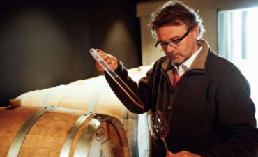 Philippe Troussier dans ses chais
